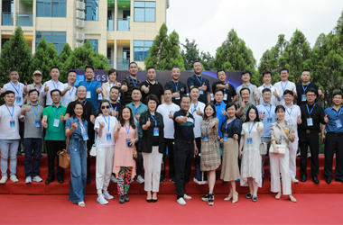 長江商學院第20期總裁班參觀-創美佳公司